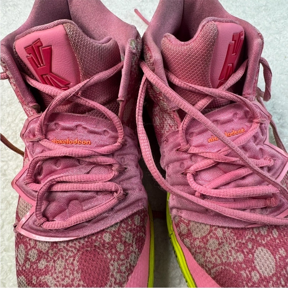 Nike Kyrie Irving 5 Basketball Shoes Kids 5.5Y Pink Patrick Star Spongebob - Picture 9 of 12
